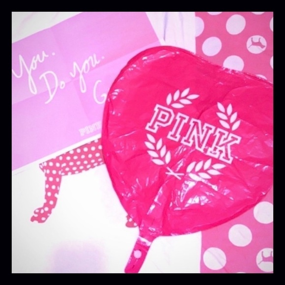 RARE PINK Victoria’s Secret Heart Balloon - Picture 1 of 6